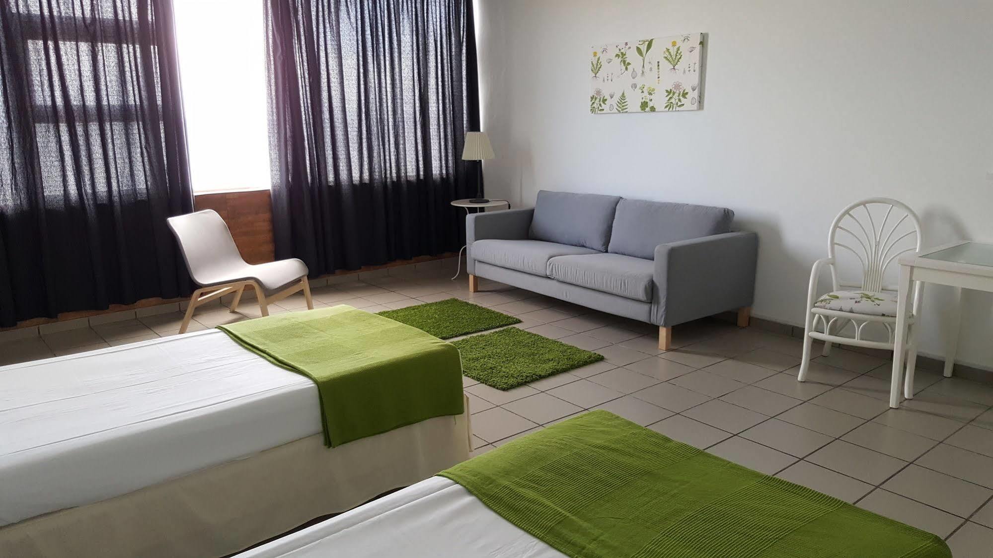 Ciw Hostel Pozo Izquierdo Ngoại thất bức ảnh